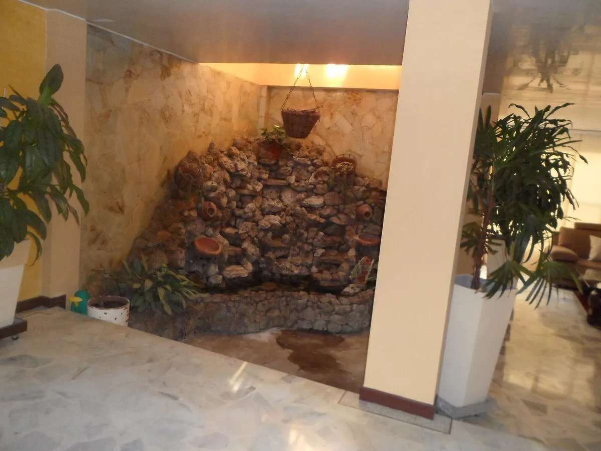 Casa Impacto - Ciudad Jardin Hostel Cali